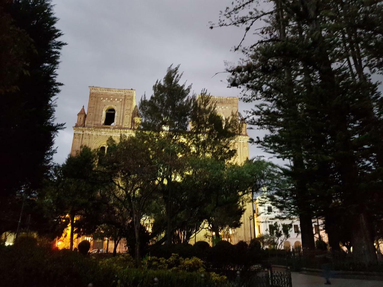 Hotel Catedral Cuenca By Pshotels Exterior photo